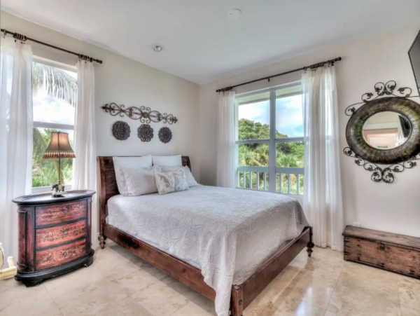 Luxurious Island Home Steps from the Beach - North Captiva Island Retreat